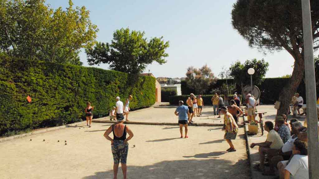 terrain de boule camping balaruc