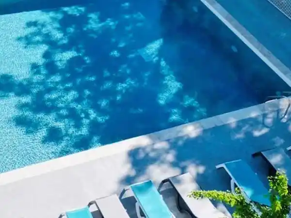 Piscine camping des vignes à Balaruc-les-Bains